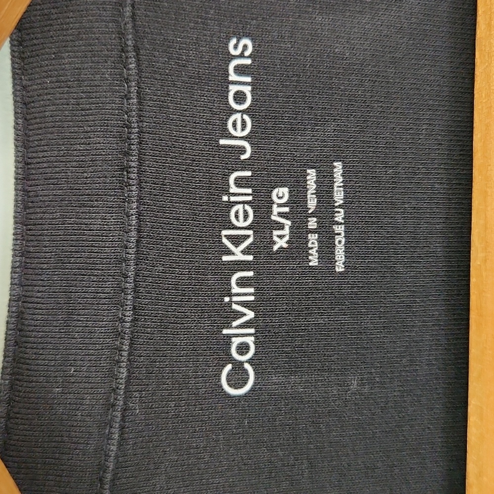 FREE with purchase - Calvin Klein Jeans Black Button-Down Shirt - Picture 3 of 11